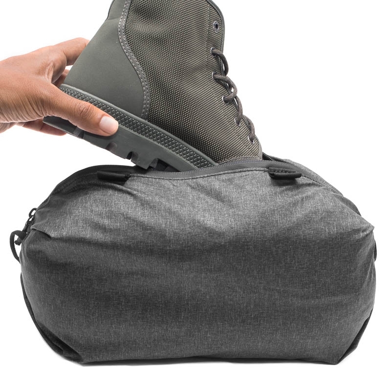 Sac à chaussures Peak Design Shoe Pouch, couleur Charcoal (gris foncé)