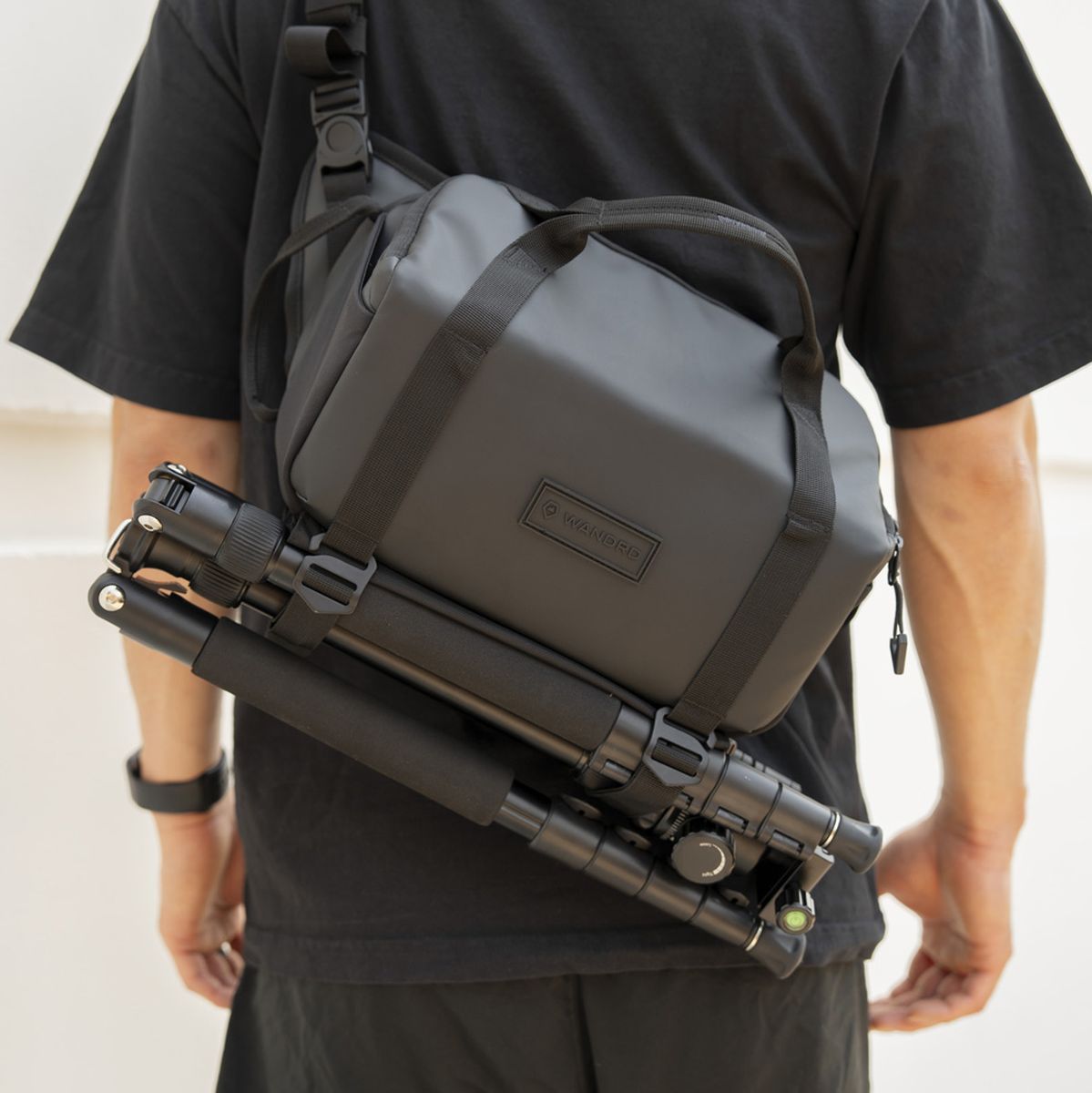 WANDRD Rogue Sling 6l Black V2 (+ Gratis WANDRD Socks)