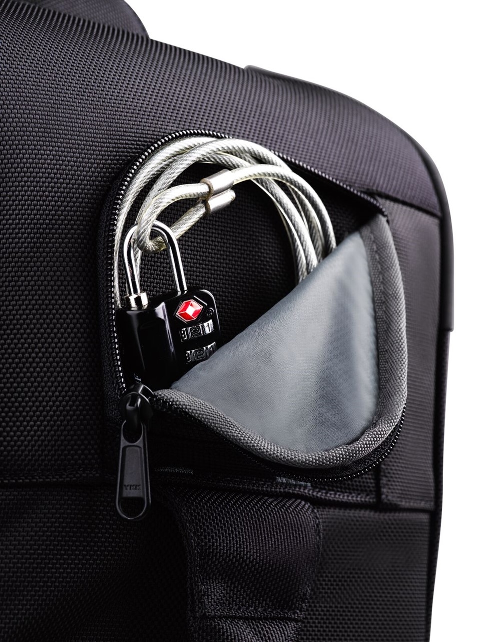 Tenba Roadie Air Case Roller 21