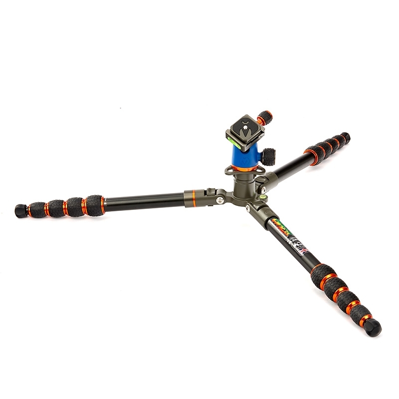 Trépied de voyage compact « Punks Corey » de 3 Legged Thing en aluminium avec rotule AirHed Neo, monopode inclus