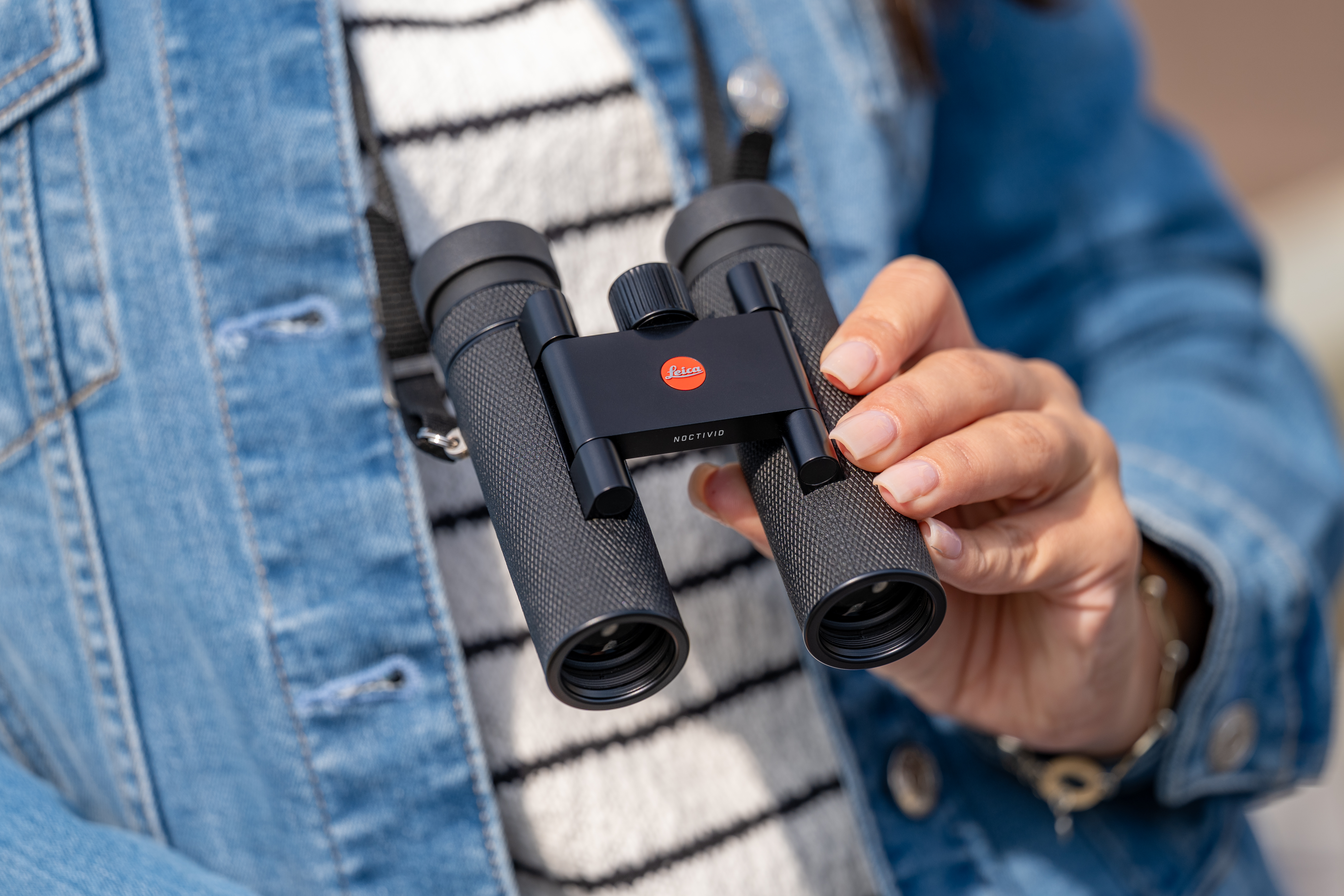 LEICA NOCTIVID COMPACT 8x25 (schwarz, beledert) Demo-Modell, neuwertig