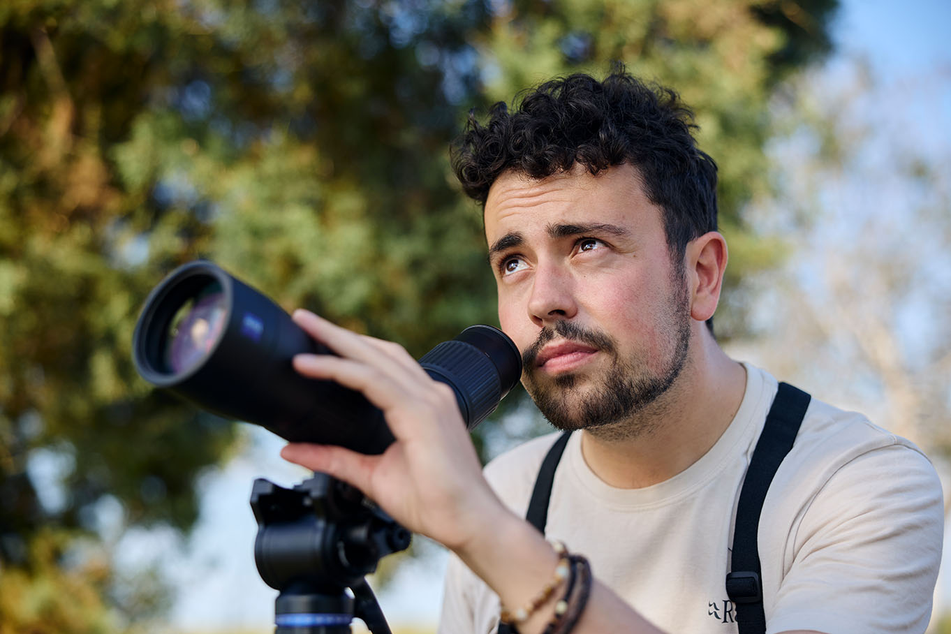 ZEISS Conquest Apia 65 Spektiv Set mit 20-50x Okular & Benro Carbon-Stativ