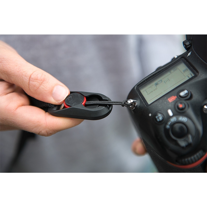 Boucle d'ancrage Peak Design Micro Anchor 4x, noir et rouge – par exemple pour les modèles Leash, Cuff, Slide, Slide Lite ou Clutch