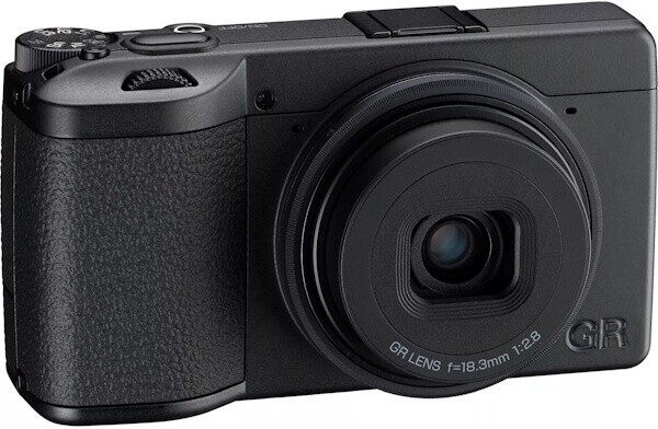 RICOH GR IV Monochrome – kompromisslose Schwarzweißfotografie im Taschenformat