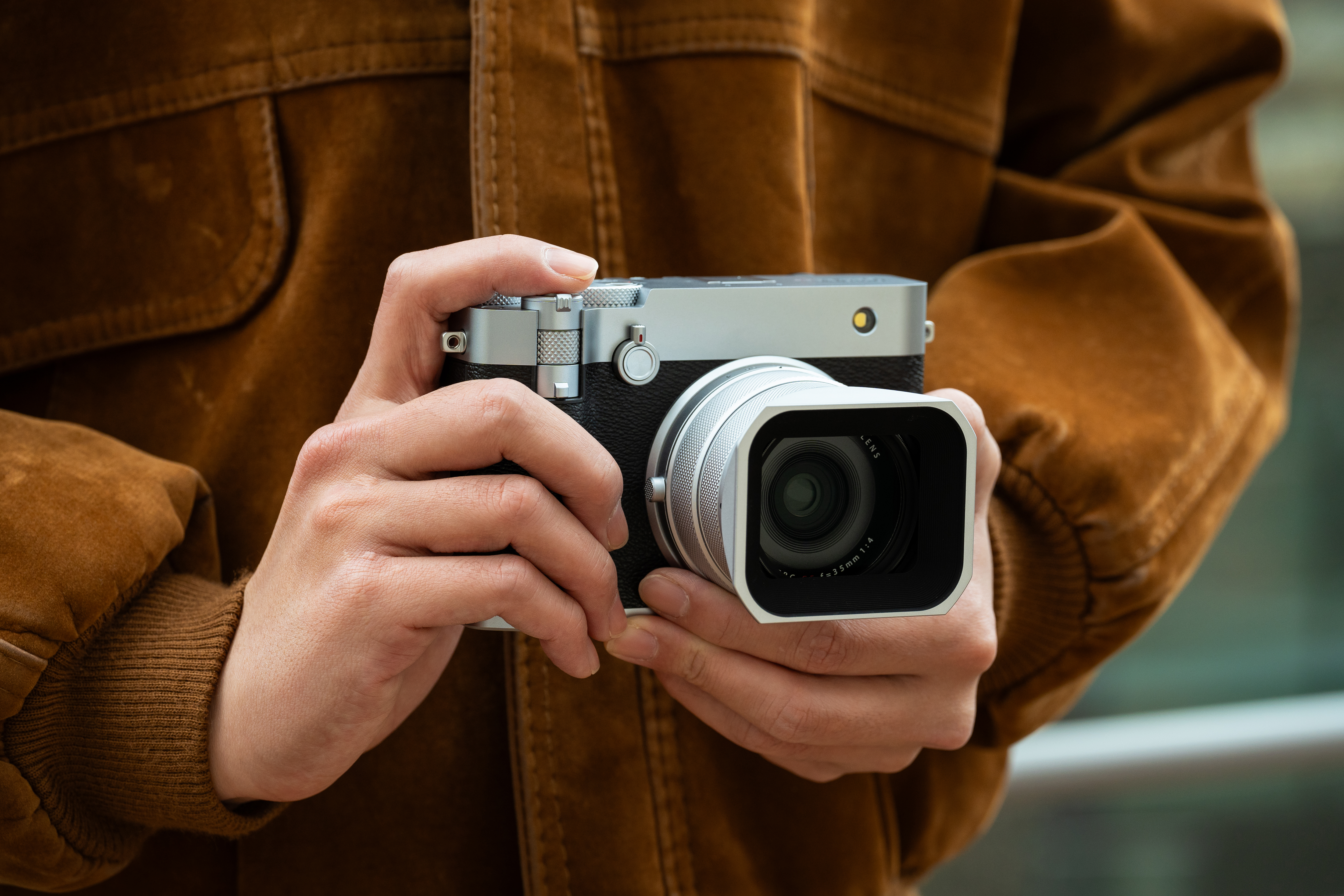 Fujifilm GFX 100RF silber