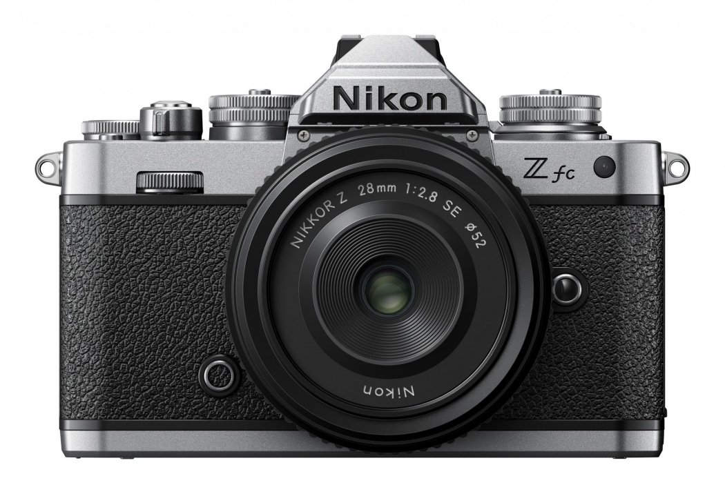 Nikon Z fc KIT mit NIKKOR Z 28mm f2.8 (SE)